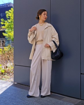 【アイボリー×ベージュ配色】上品でまろやかな印象に