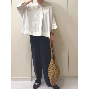 【40代50代・ぽっこりお腹対策ファッション】7分袖ゆったりシャツは体型カバーに最適!