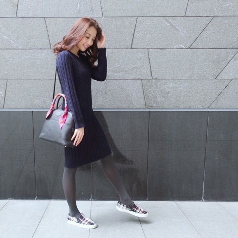 HERMES エルメス ニットワンピース ワンピース 青 長袖 タイトフィット