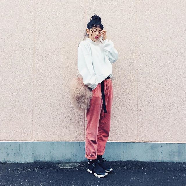 todayful ファーチェーンバッグ ベージュ チェーンショルダーファーバッグ | Bagoodtimeshop