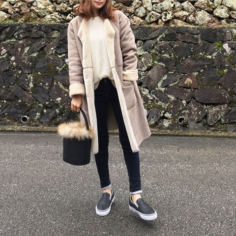 ジーナシス ムートンコート ベージュ JEANASISのムートンコートを使っ 