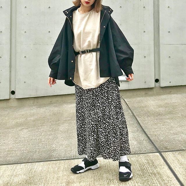 エマテイラー フレアフラップミリタリーブルゾン ジャケット アウター フリー 黒 Emma Taylor（エマテイラー）の「フレアフラップミリタリー