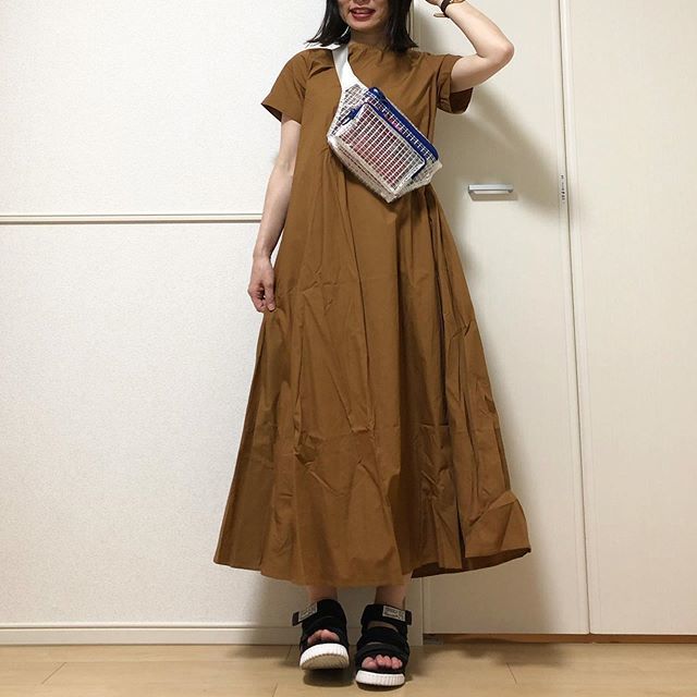 ZARA ザラ x ディズニー Disneyワンピース ZARA ザラ Disney 総柄 ワンピース - メルカリ