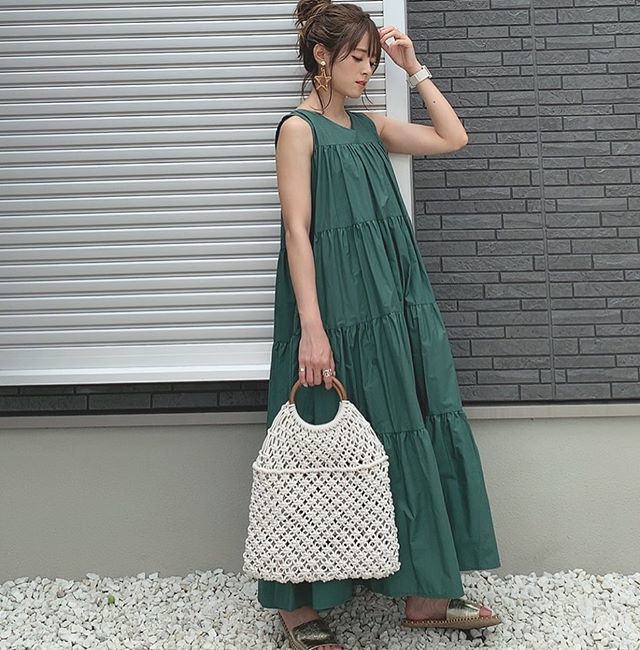 ST.ＲＯＯNEY ホワイト Aライン ノースリーブワンピース 150cmが可愛く見える Aラインノースリーブワンピース