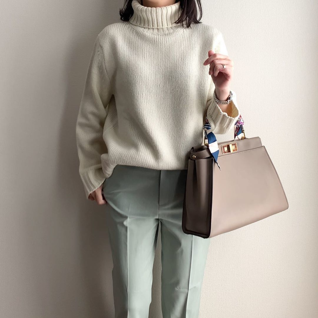 ハンドバッグ グレージュ FENDI（フェンディ） x GU（ジーユー