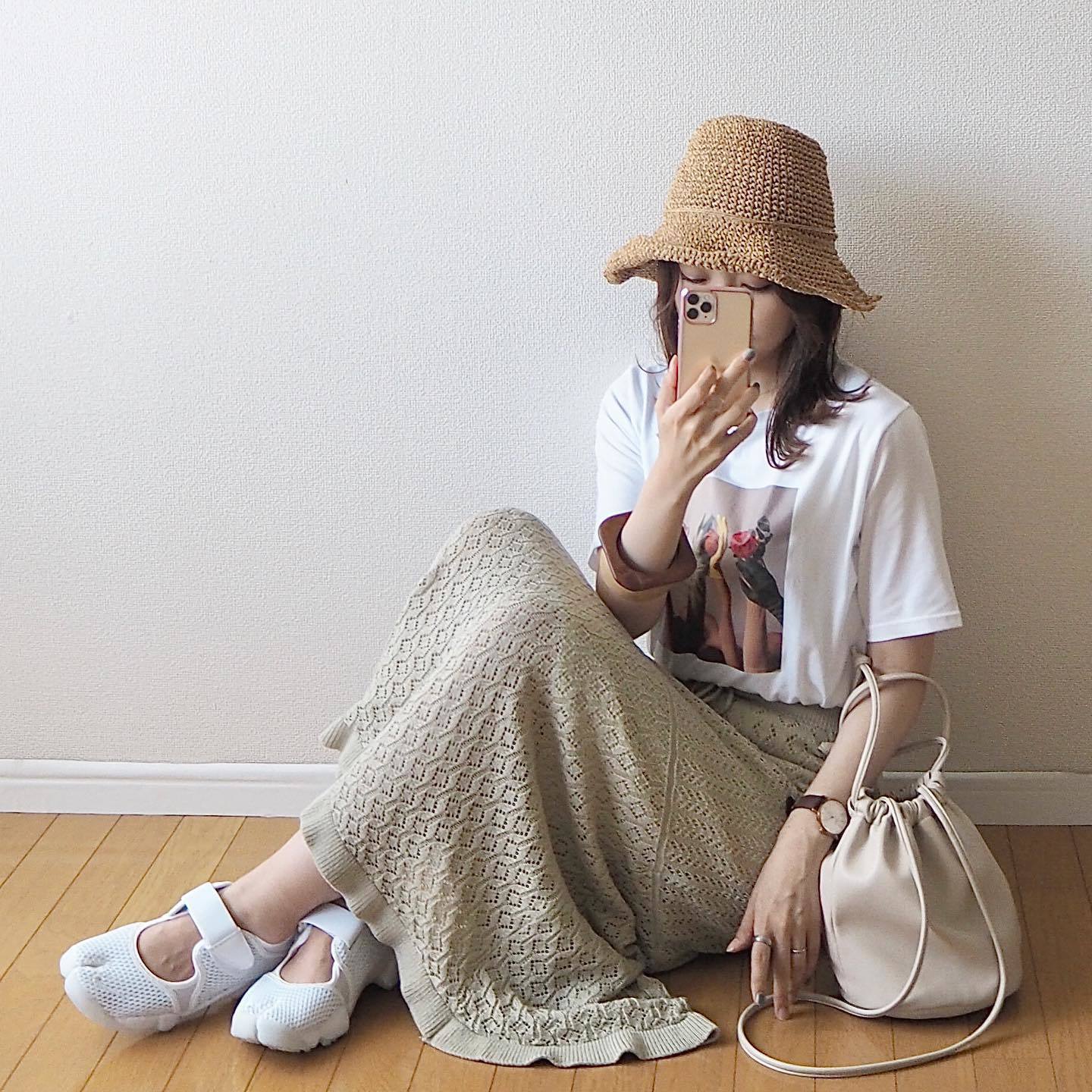 コスベイビー  ハルク 私服 ベージュ ストローハット 無地 x 無地 巾着 ホワイト