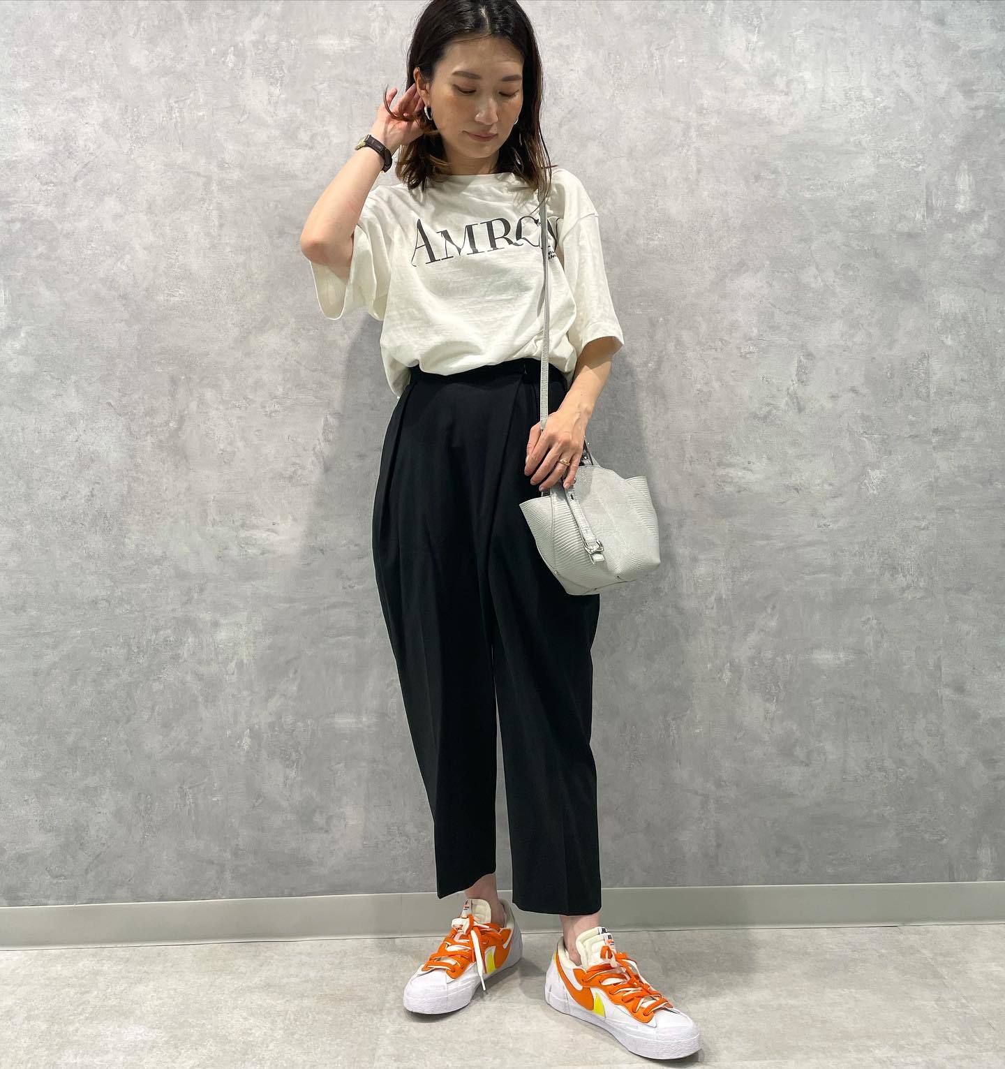 ♂♀【新品】TOFF&LOADSTONE ショルダーバッグ グレー 黒く 