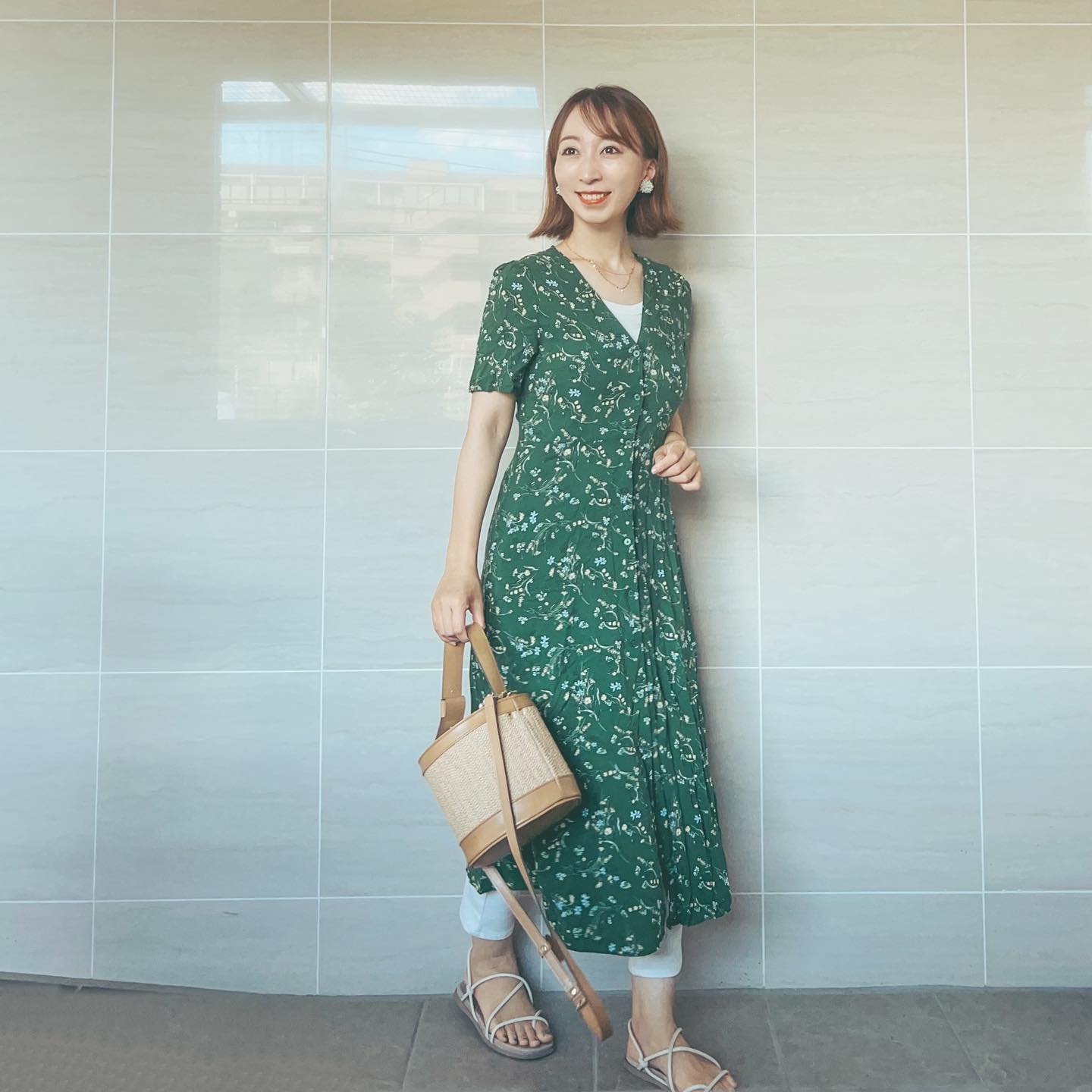 誕生日プレゼント ベージュ カゴバッグ ロング UNIQLO（ユニクロ） x 無地 ワンピース
