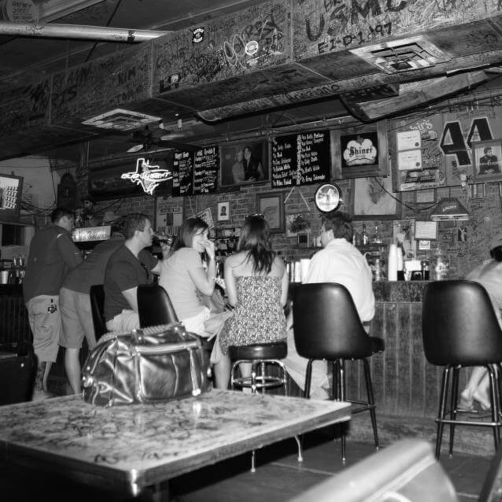 The best dive bars in Dallas to knock back a couple of rounds