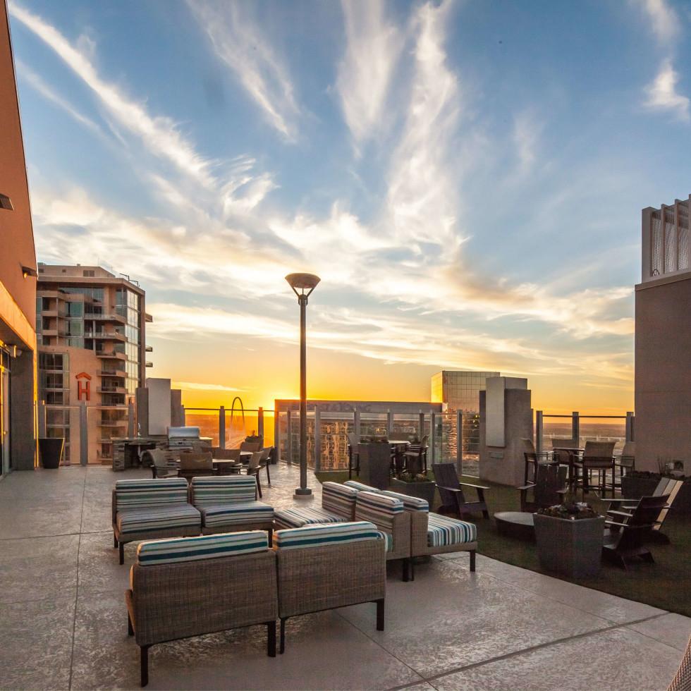 You can’t beat the view or the accessibility of this Dallas highrise