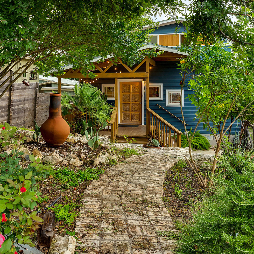 East Austin charmer boasts designer touches and recently reduced price