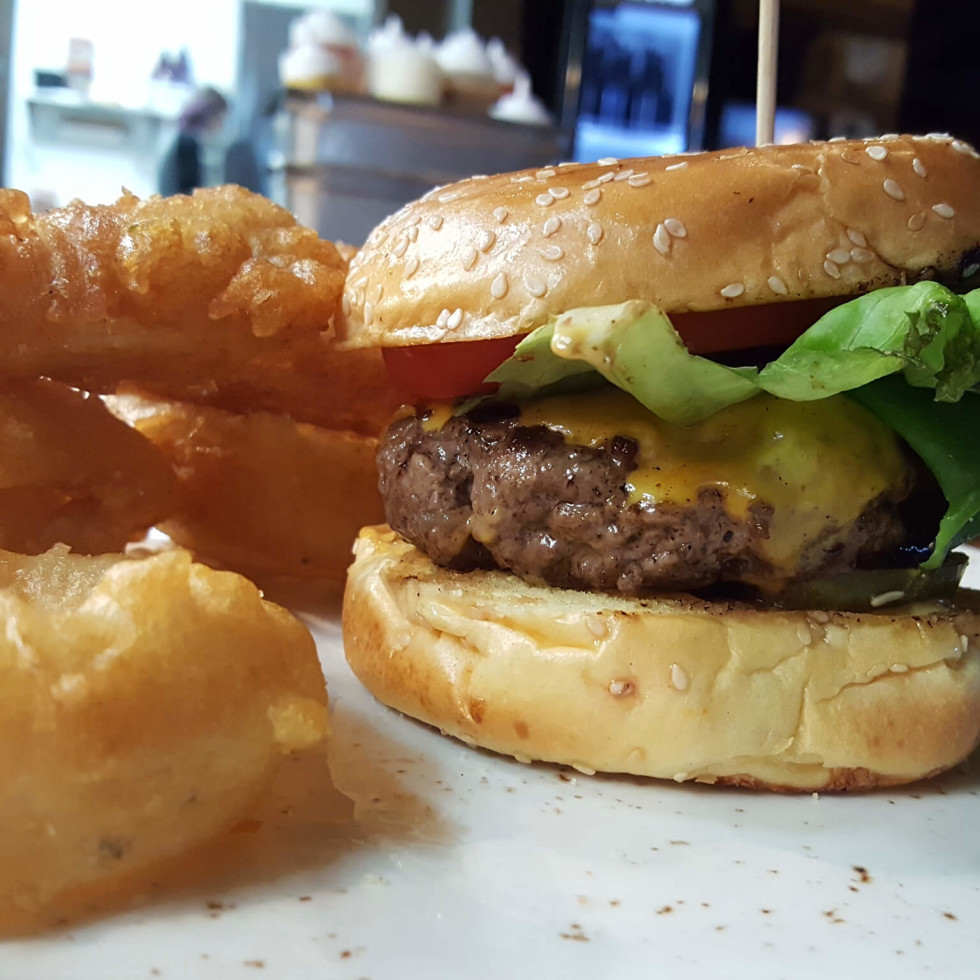 Baconobsessed gastropub invades Sugar Land with HTown's hottest chef