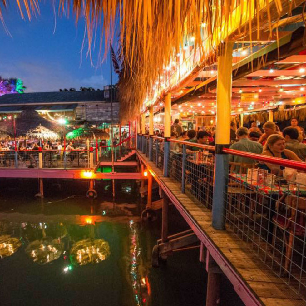 10 favorite Austin restaurants to celebrate college graduation