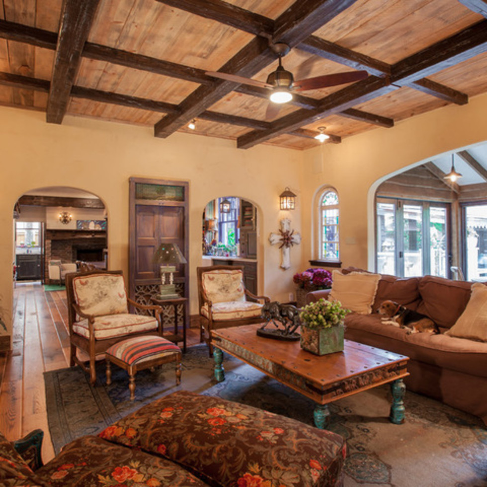 University Park home's farmhouse style is pieced together with purpose