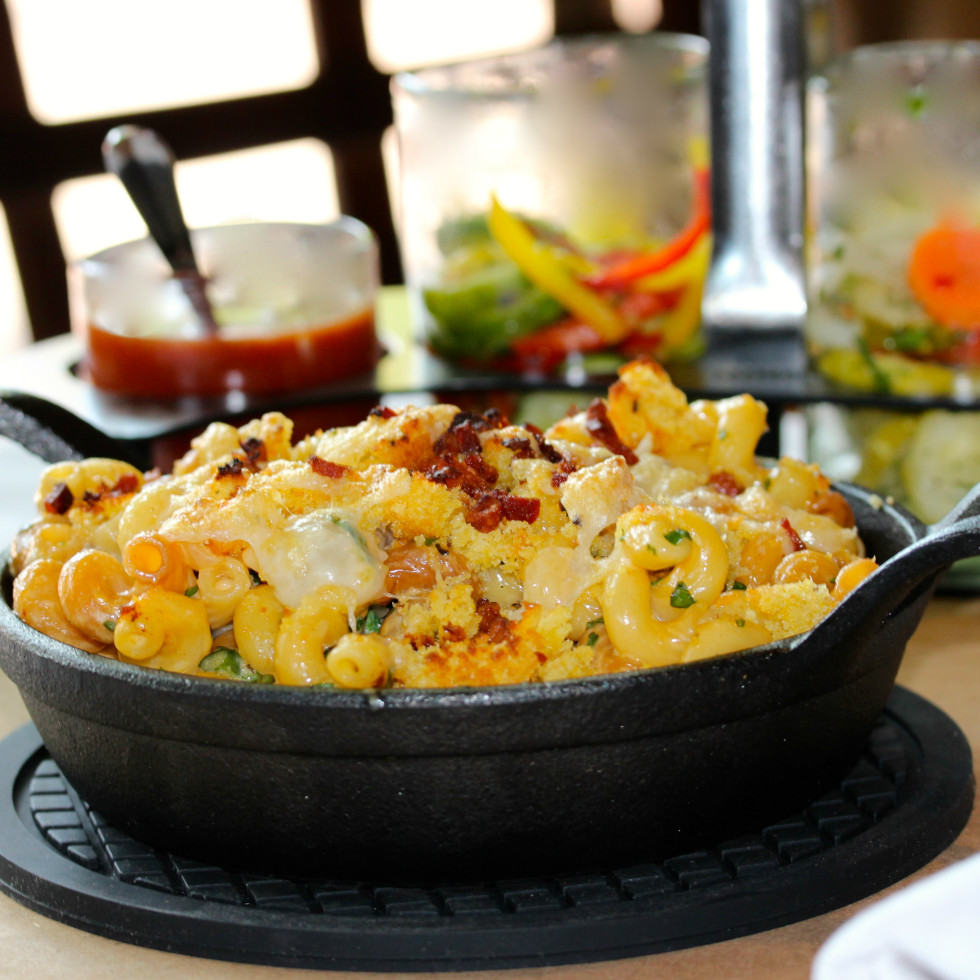Hickory Plano restaurant mac and cheese 2015