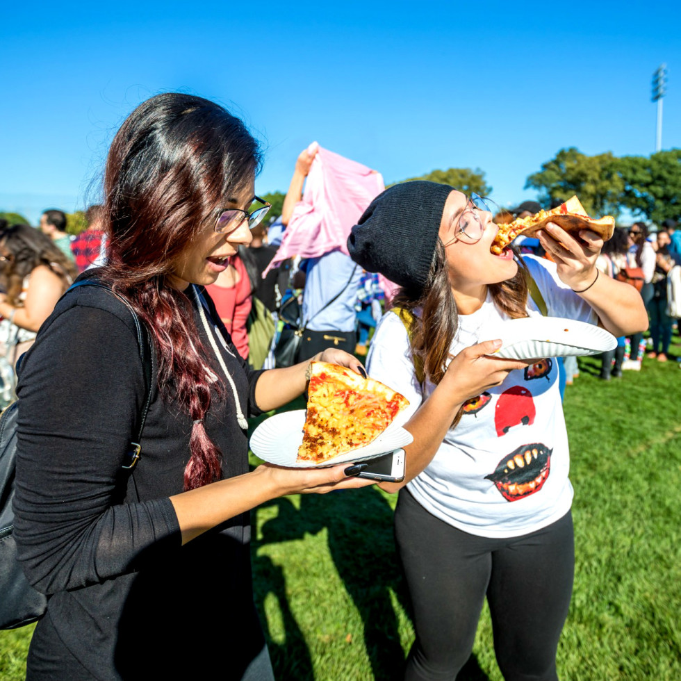 Huge vegan food fest plants new roots in meatloving Houston