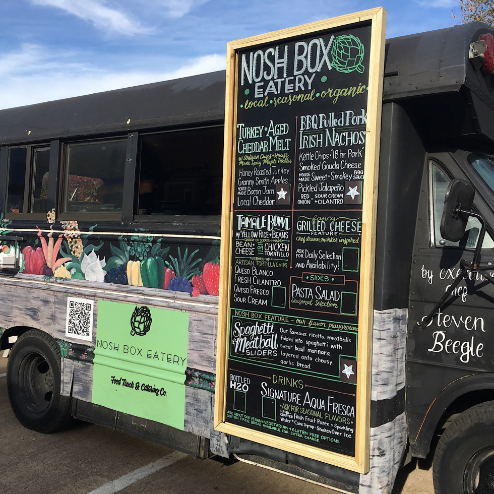 Dallas restaurant vets hit the road with funky little food truck
