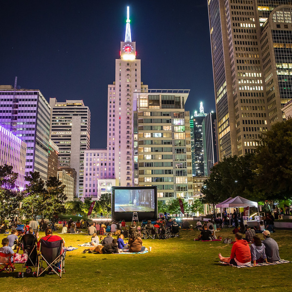 See how much downtown Dallas has changed over the last 100 years