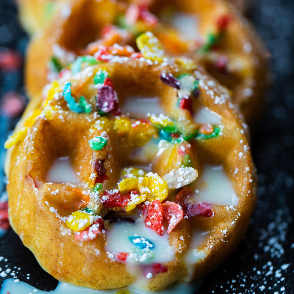 New Midtown restaurant serves up savory waffles and sweet cocktails