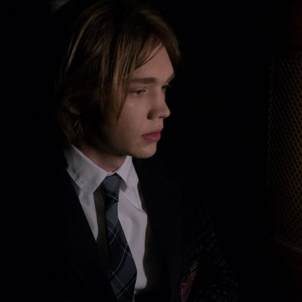 Teen Movie Words On Bathroom Walls Takes Stigma Off Schizophrenia Culturemap Dallas Read information on movies about schizophrenia and schizophrenia films. teen movie words on bathroom walls