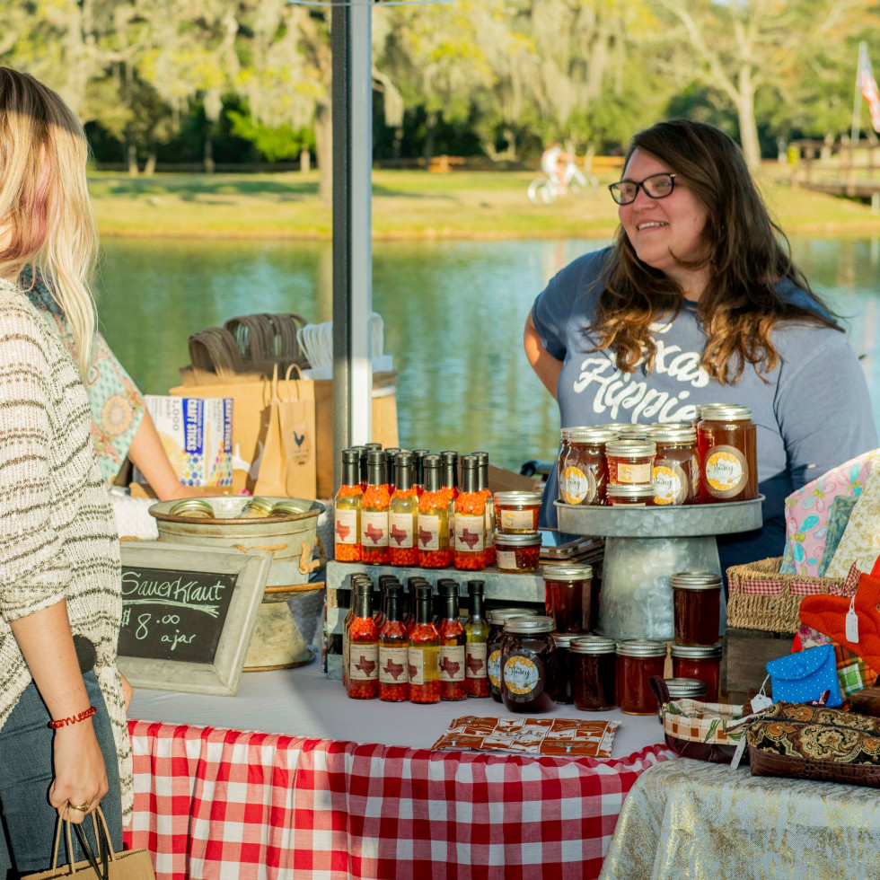Splashy Texas waterpark and campsite uncorks new wine festival