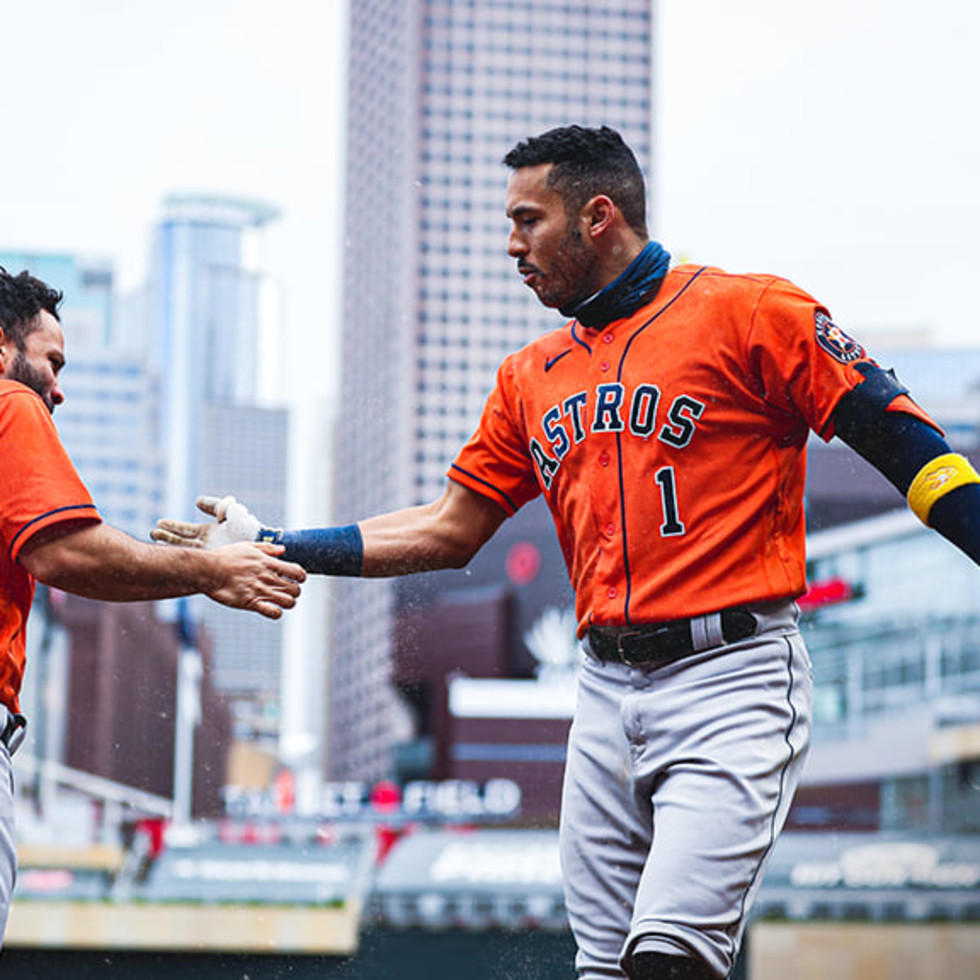 Houston Astros Altuve Correa handshake 