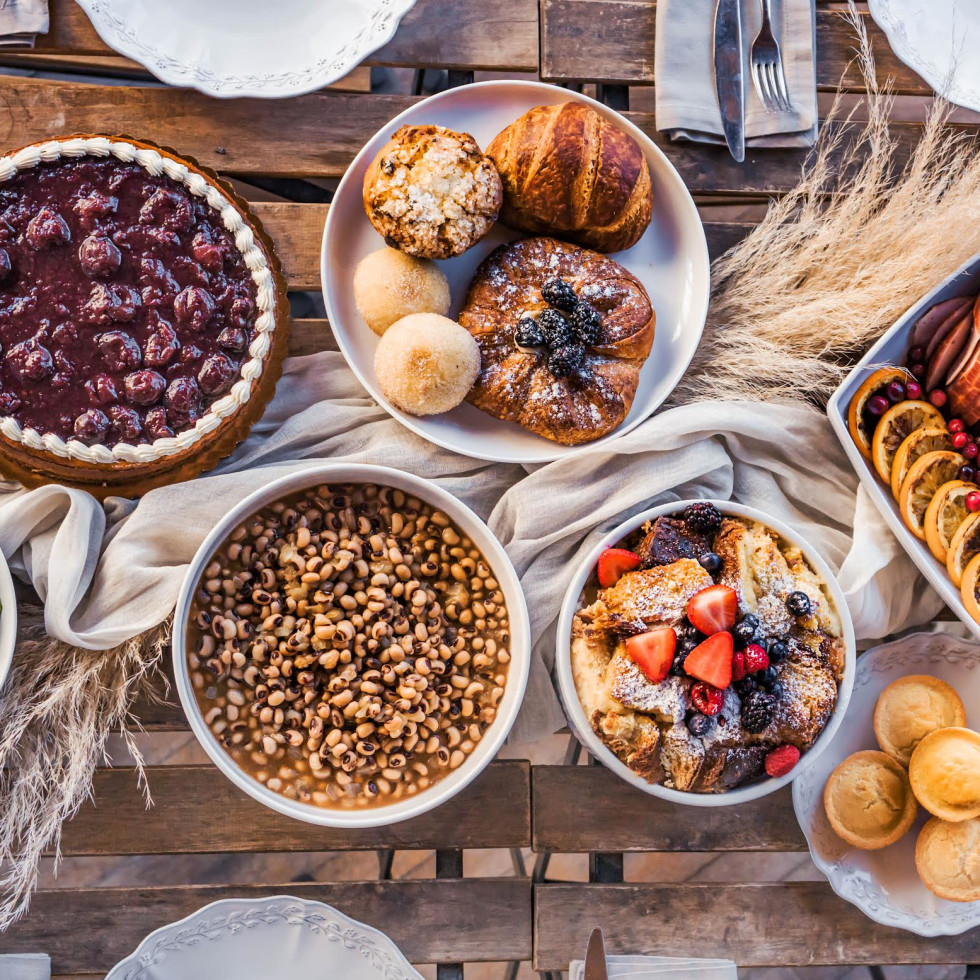 Restaurants Open On Christmas Austin Tx 2022 8 Austin Restaurants Popping The Cork For New Year's Eve And Into 2022 -  Culturemap Austin