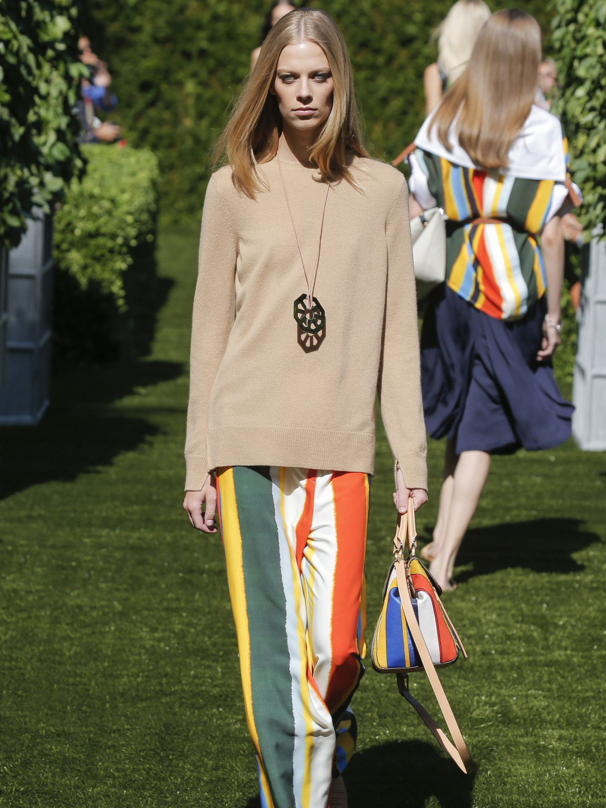 Tory Burch is beachy keen with casual collection for great outdoors ...