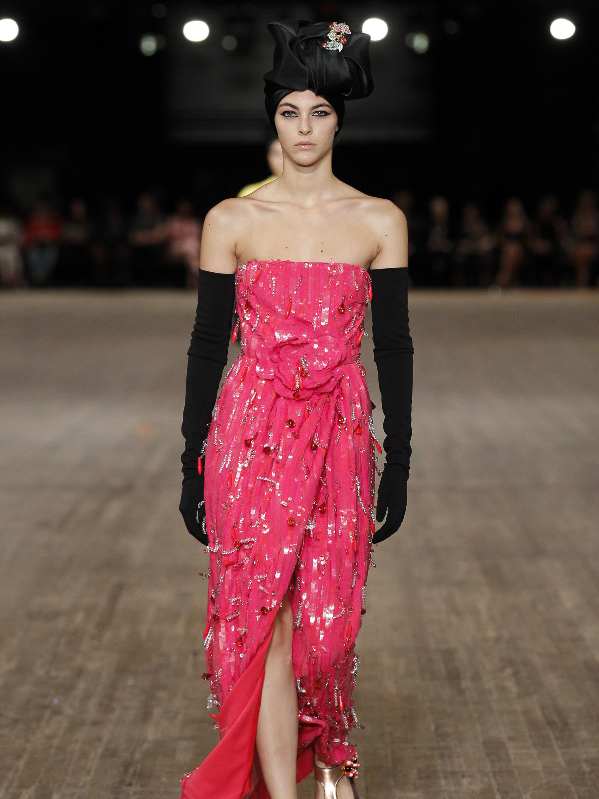 Marc Jacobs lets his designs do the talking, courts controversy again ...