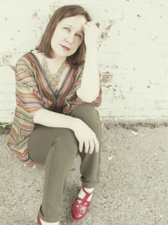 Iris DeMent