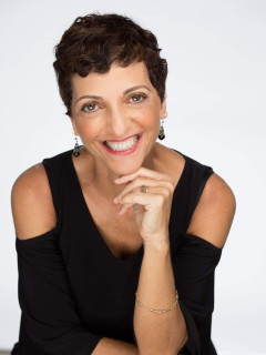 Julie Slim