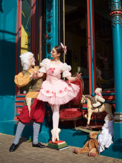 <i>Coppelia</i>