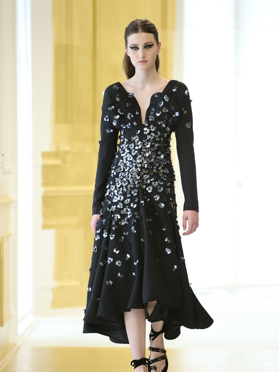 Dior haute couture runway show Paris finale look 39