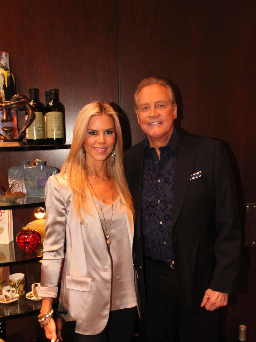 ESCAPE dinner, 4/16, Faith Majors, Lee Majors