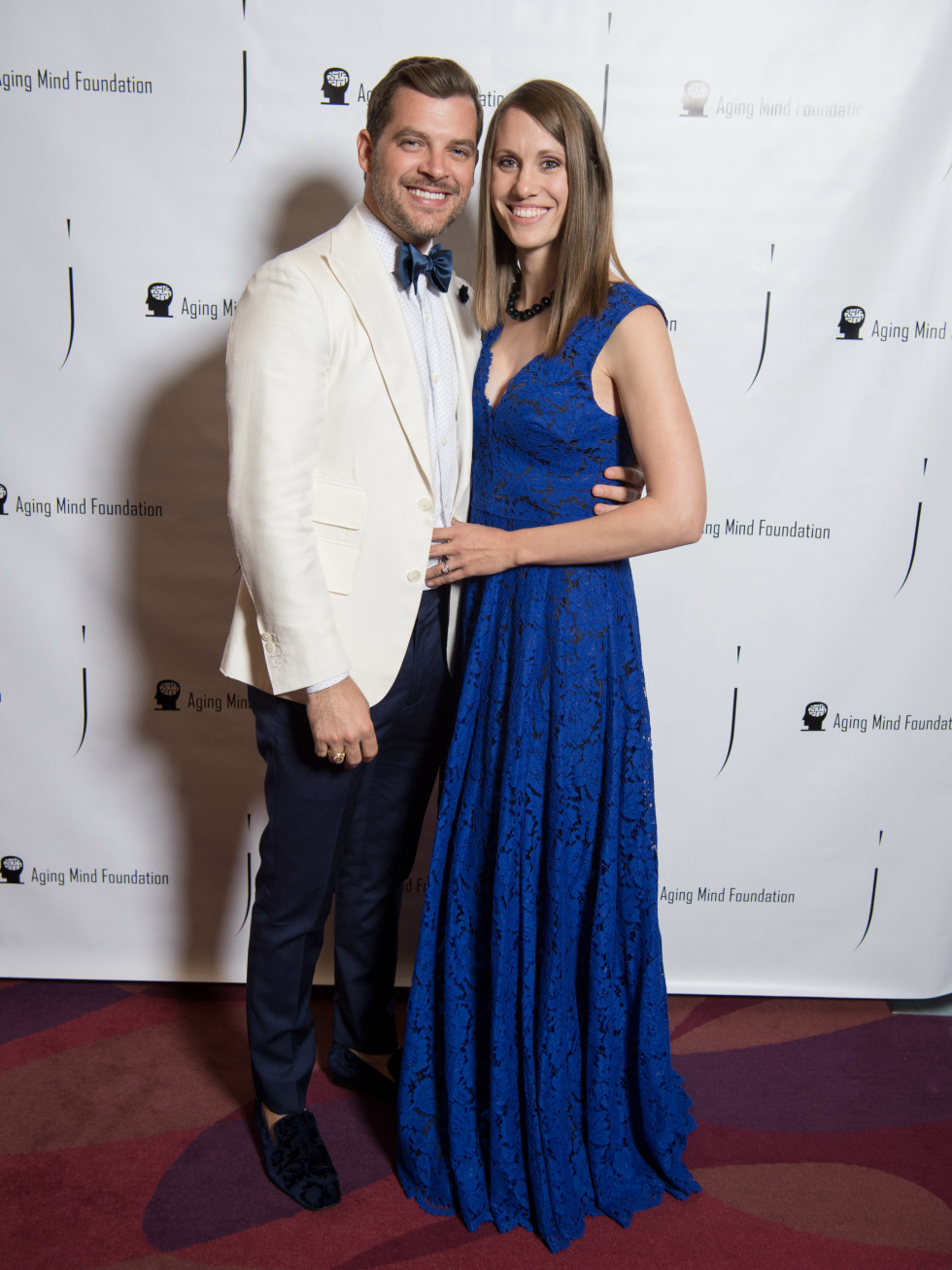 Drew Jones, Sarah Jones
