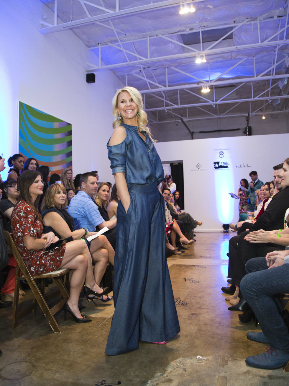 YTAC STRUT fashion show