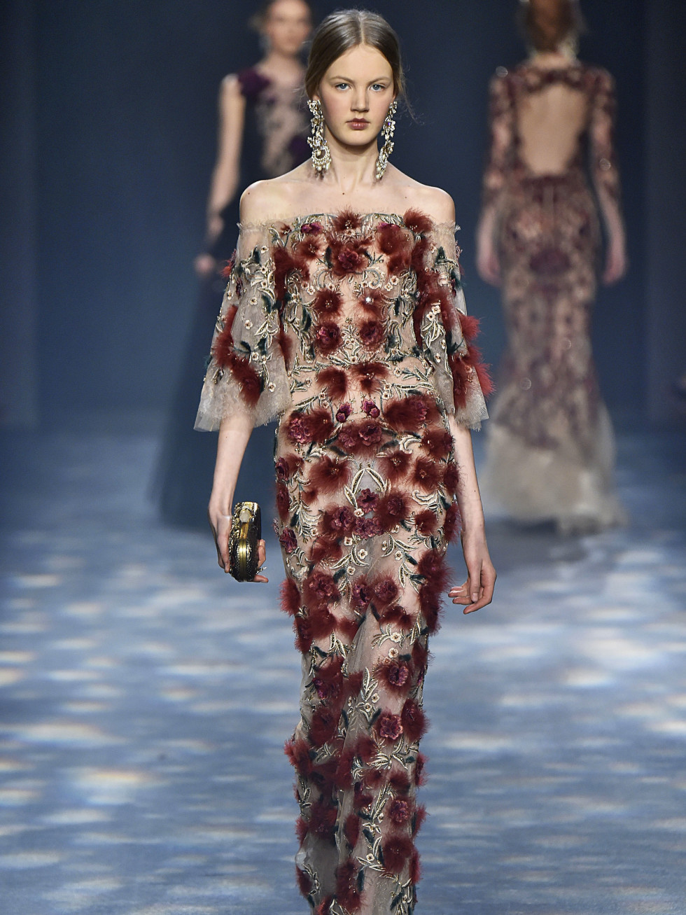 Marchesa collection features magnificent evening gowns fit for a queen ...