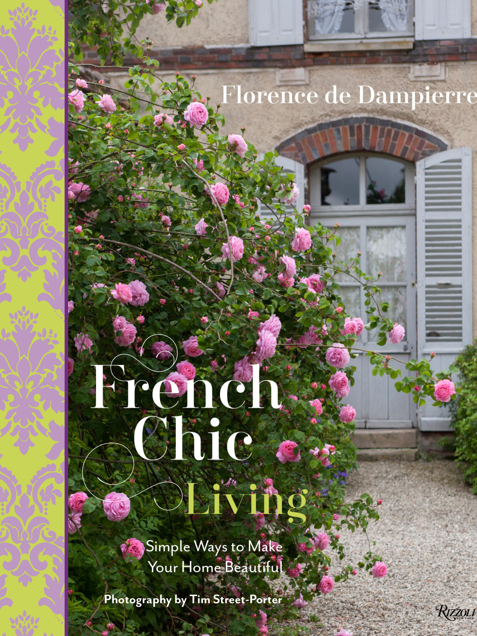 News, Florence de Dampierre, Jan. 2016