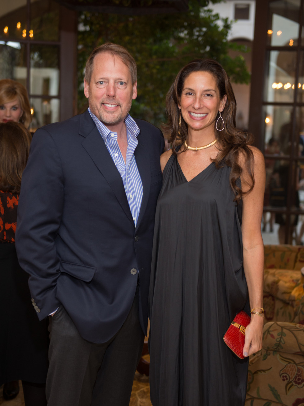 Women of Distinction reunion at River Oaks home salutes leading ladies