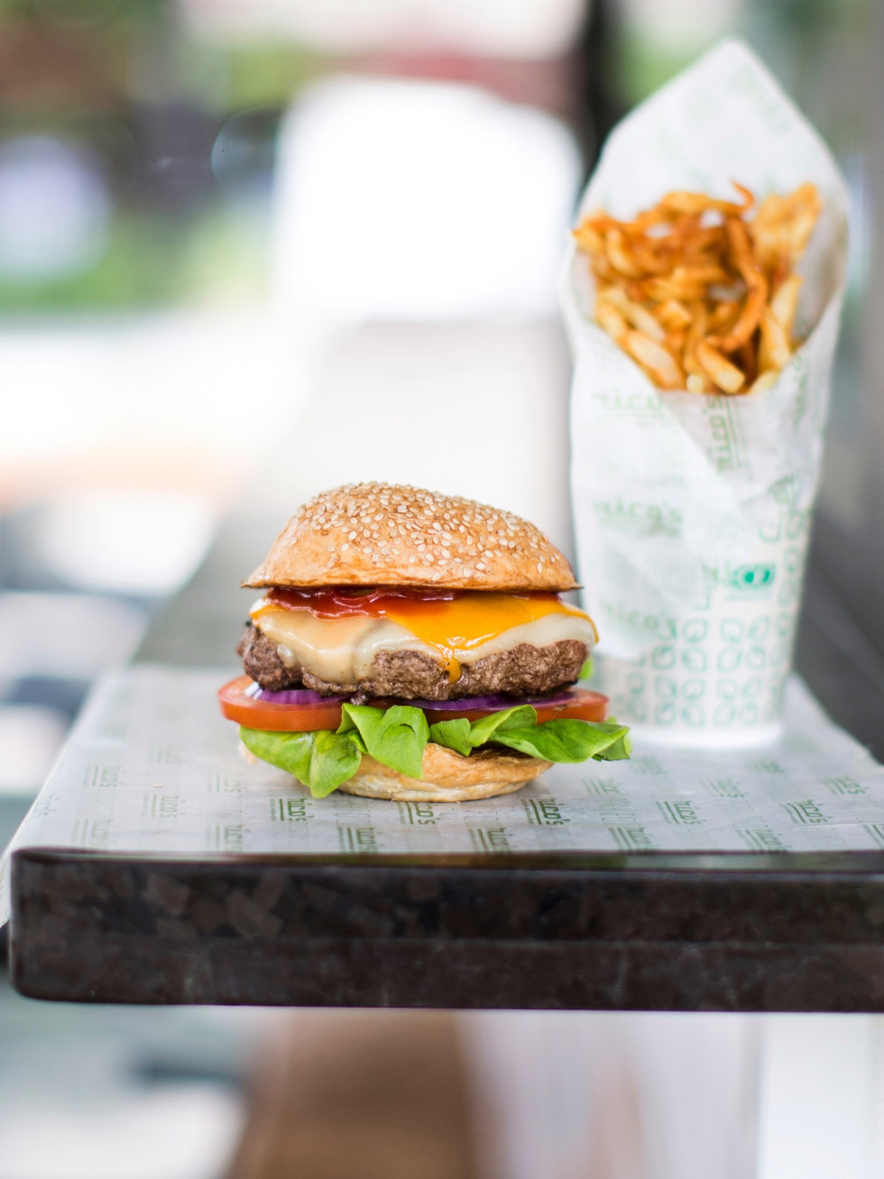 Rico's Park Burger