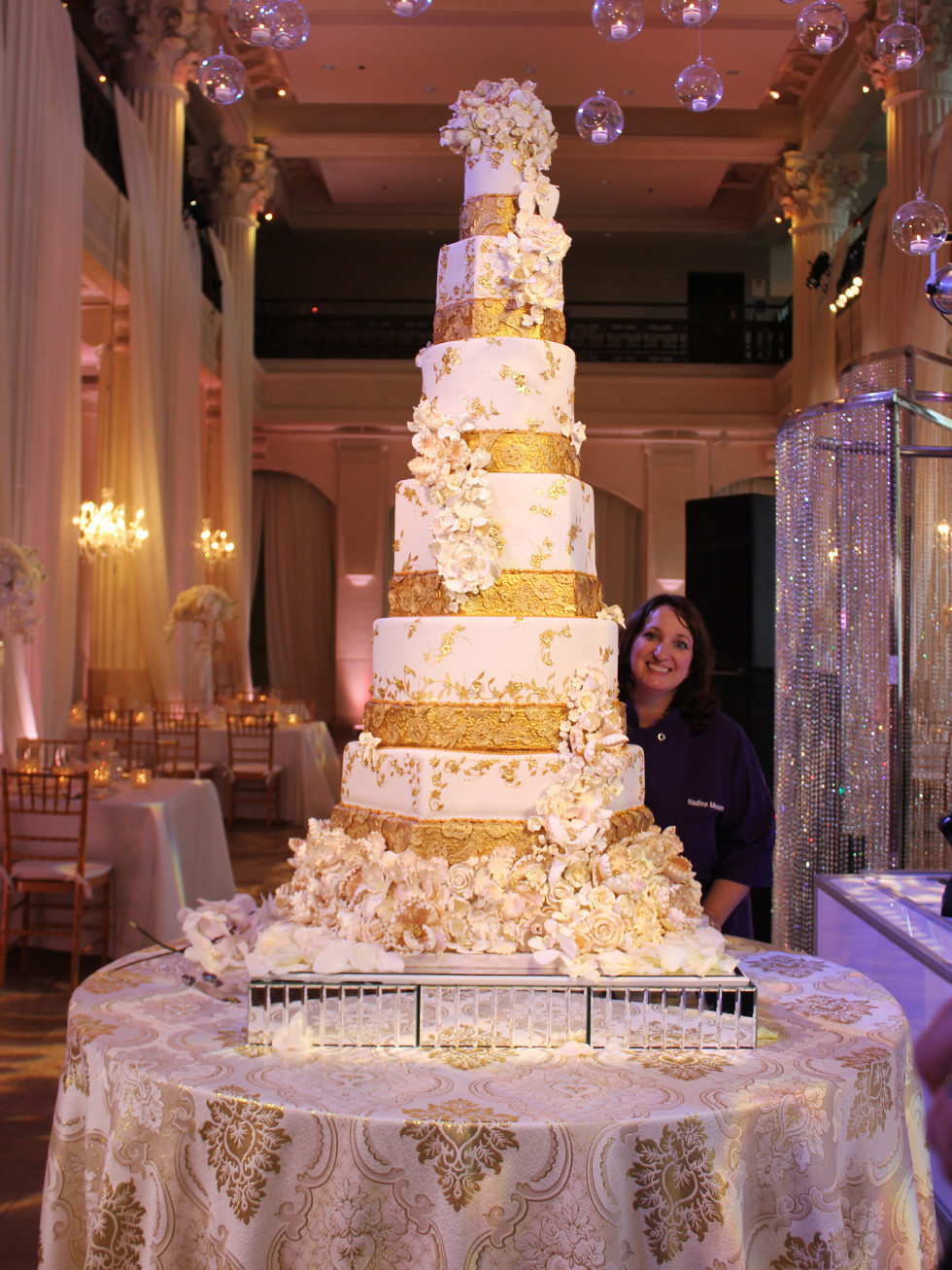 H Town Chefs Gold Dusted 12 Tier Wedding Cake Shakes Up Food Network Culturemap Houston 9133