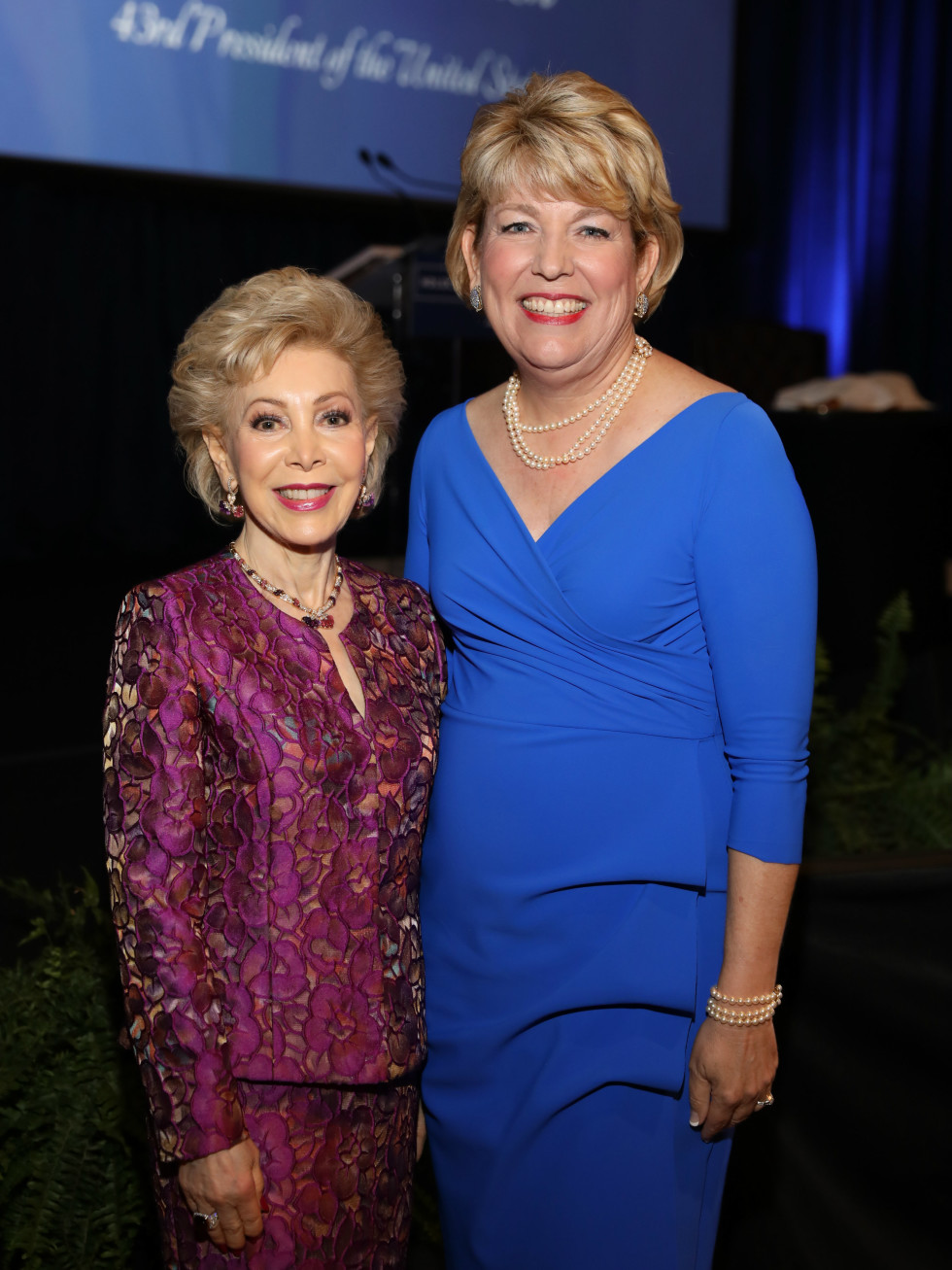 Holocaust Museum LBJ award Margaret Alkek Williams, Dr. Kelly J. Zúñiga, CEO of Holocaust Museum Houston