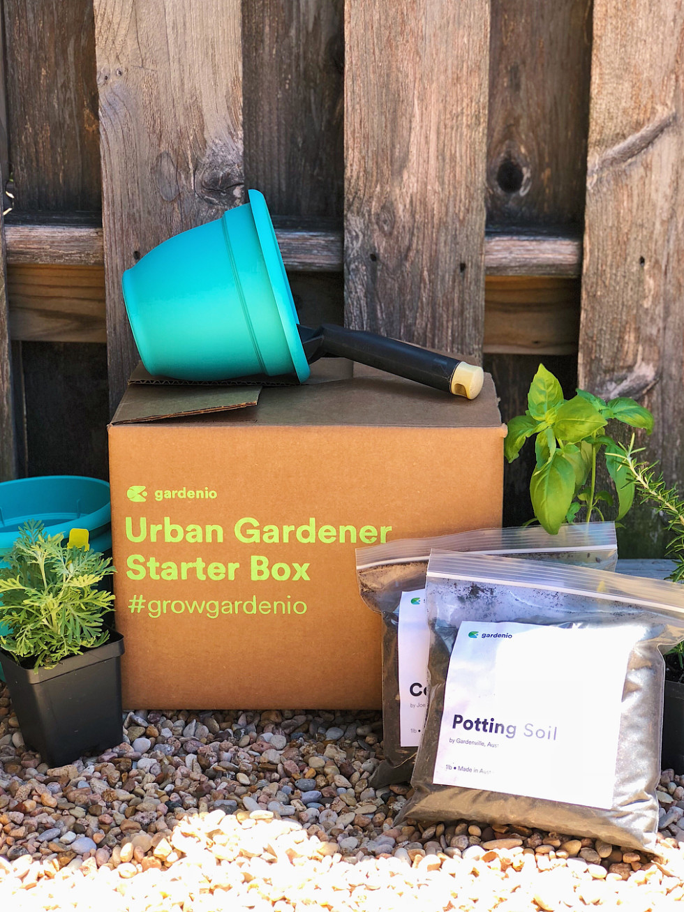 Gardenio gardening supplies