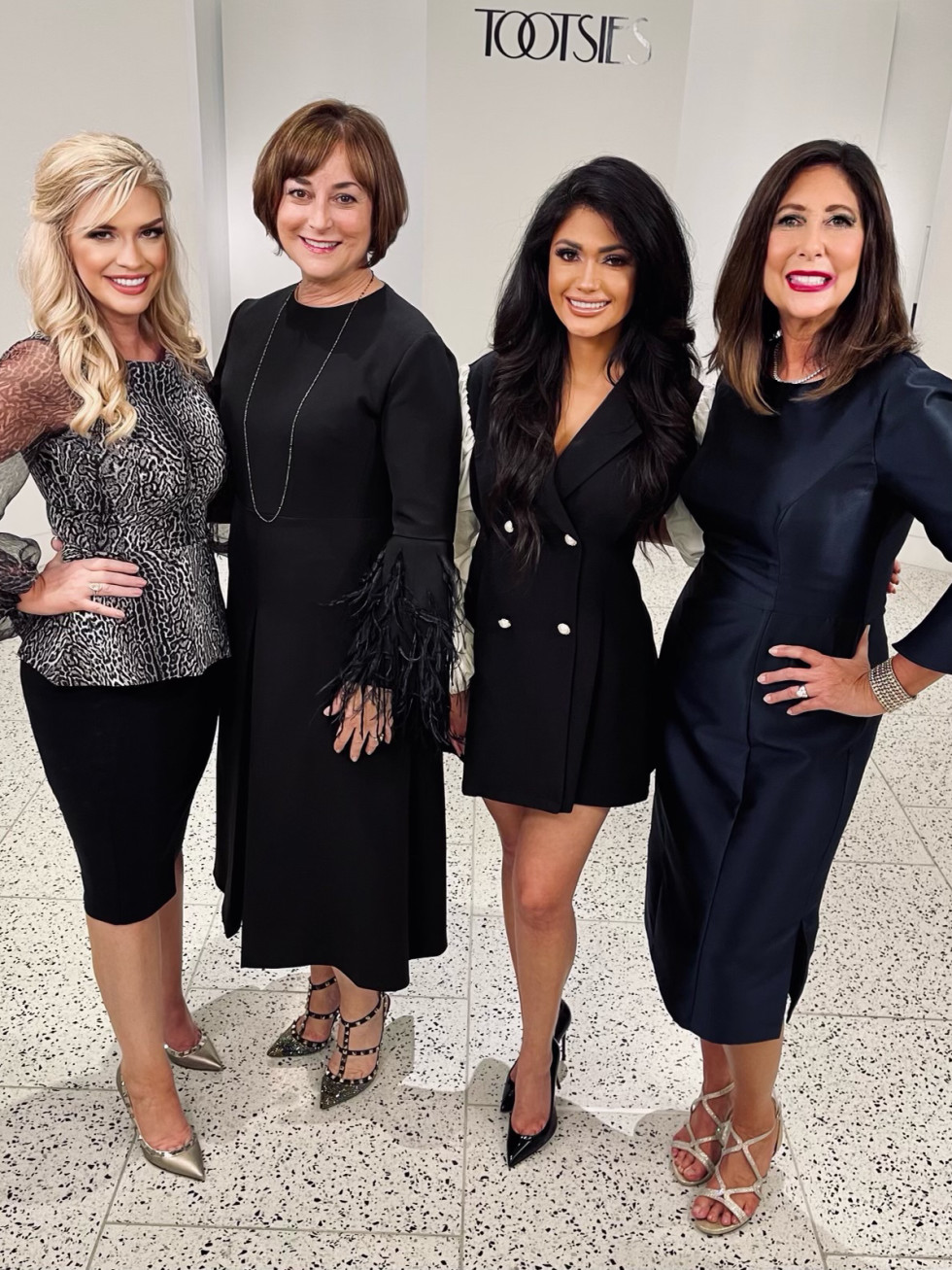 St. Jude Gold Soiree 2021 Tammie Johnson Leigh Smith Blaine Ochoa Heidi Rockecharlie
