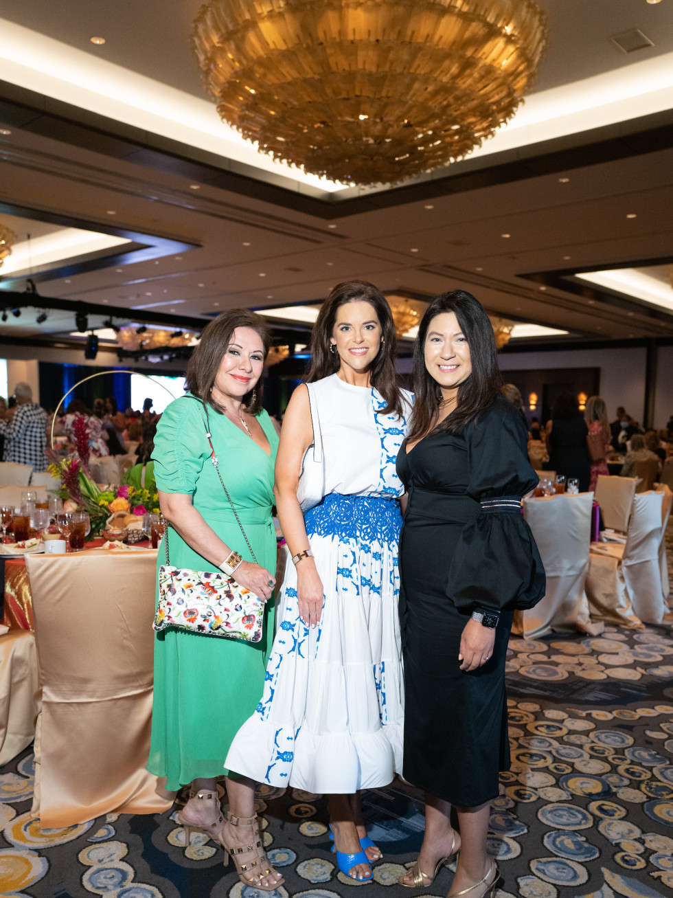 LWI Houston 2021 fashion show luncheon Debbie Festari, Ann Ayre, , Ileen Martinez