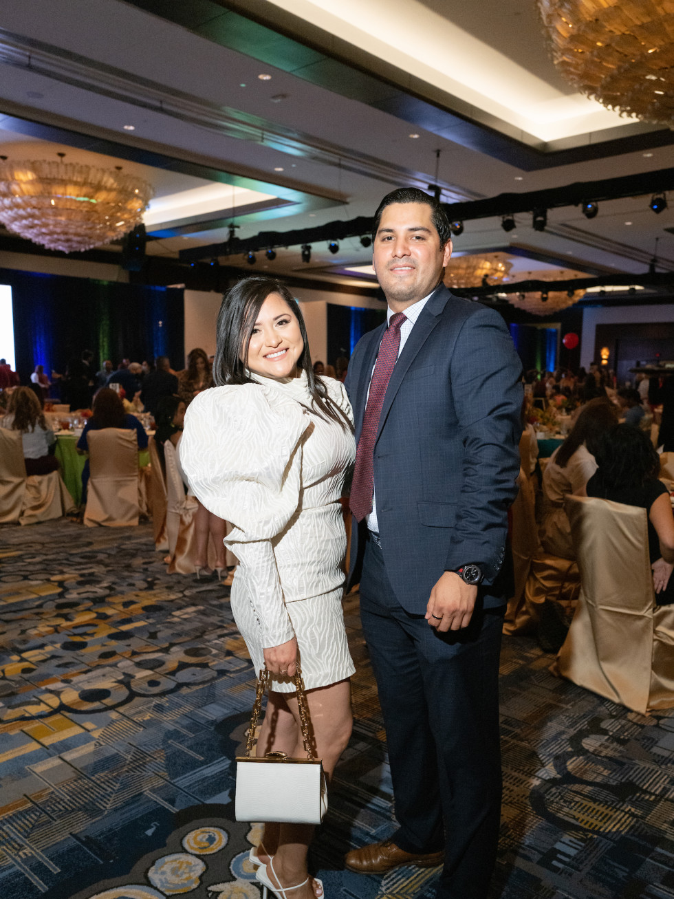 LWI Houston 2021 fashion show luncheon Daisy Eddie Mendoza
