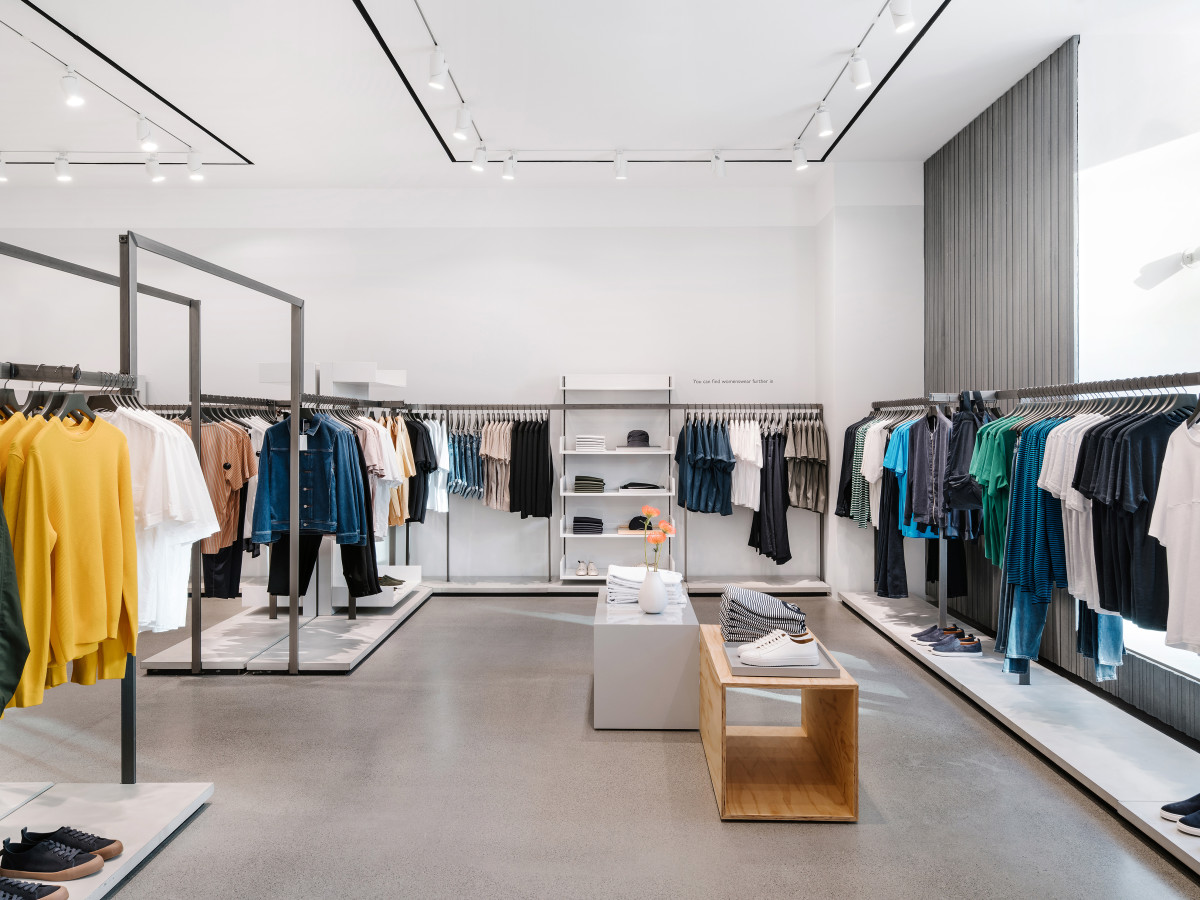 High-end H&M quietly unpacks first-ever Austin shop in the Domain ...