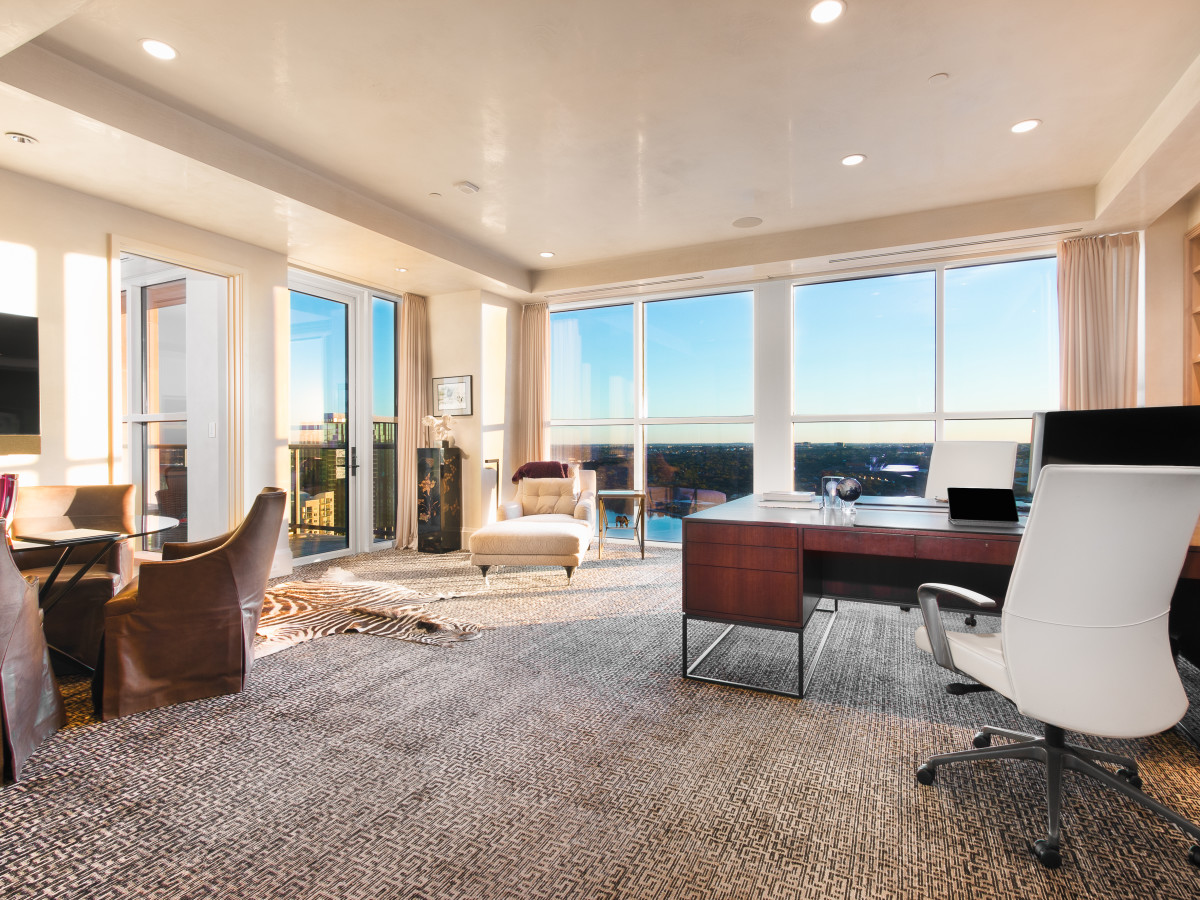 Austin Condo With 360 Degree Downtown Views Hits The Market