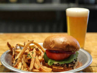 Rodeo Goat burger