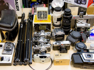 Dallas Center for Photography presents Photo Swap Meet